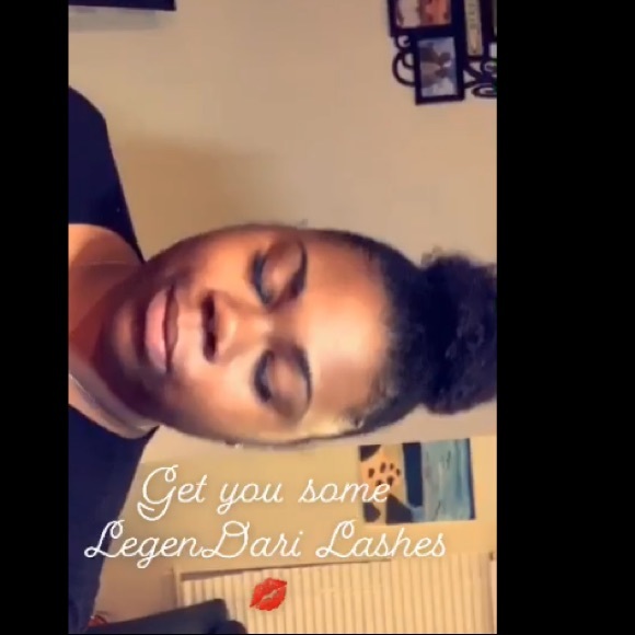 “JANE” Lashes - Picture 5 of 5